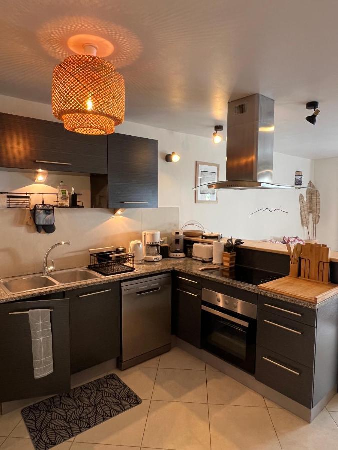 Cosy Letchis Apartment Saint Pierre Exterior foto